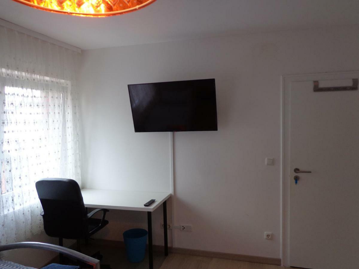 Naehe Messe Laatzen-gleidingen - Agency *